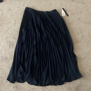 Banana Republic Navy Blue Pleated Midi Skirt